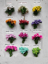 Load image into Gallery viewer, Six Flower Choker in Bud Flower
