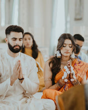 Anuja Joshi - Maang Tikka, Jhumki with Floral Kaanchain & Haath Phool (SFRMT, JFK, 4RHP)
