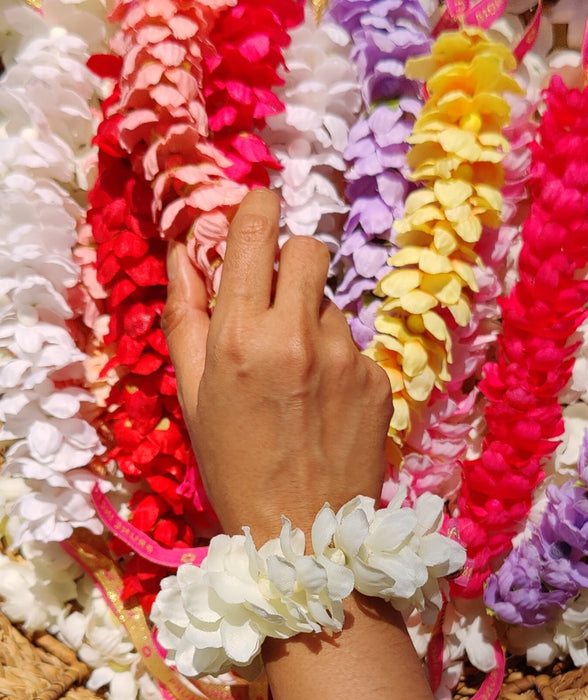 Handcrafted Silk Gajra for Haldi & Mehndi | Prune India