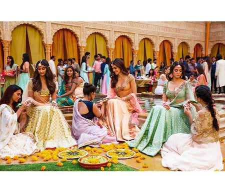 Kriti Sanon wearing Prune India floral jewellery in Housefull 4 Mehndi scene
Kriti Kharbanda floral mehndi jewellery Housefull 4 Prune India