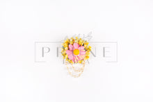 Load image into Gallery viewer, Brooch in Bud Flower
