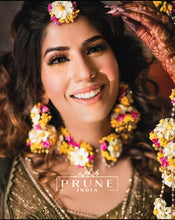 Luxury wedding accessories - Maang Tikka, Jhumkie, Choker & Haath Phool with Kaleere (MT, SJ, 6FC, HPK)