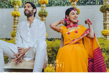 Bride in Set of Five - Maang Tikka , Jhumki with Floral Kaanchain , Choker , Necklace & Haath Phool