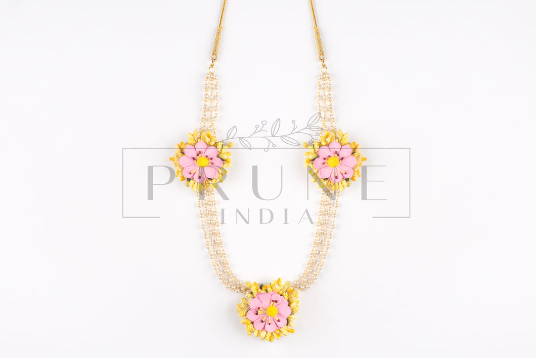 Top 9 Beautiful Flower Necklace Designs for Special Occasions