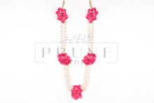 Load image into Gallery viewer, Hot Pink Five Flower Necklace
