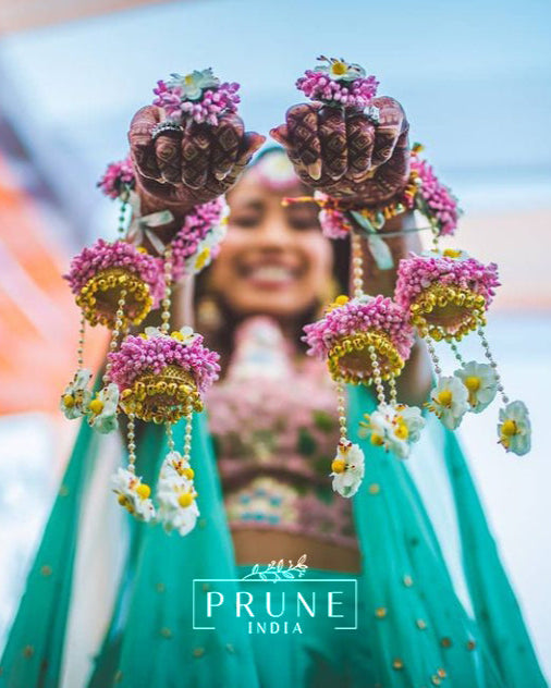 Haath Phool with Floral Kaleere in Bud Flower
