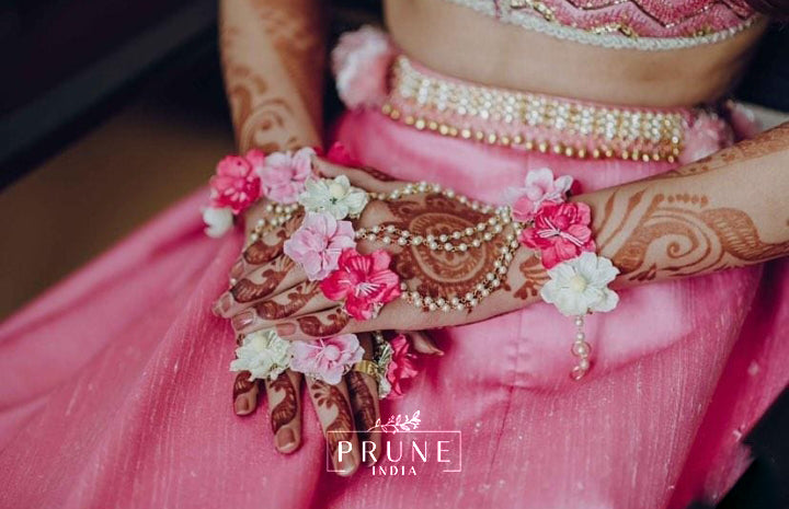 Bride in Standard Haath Phool