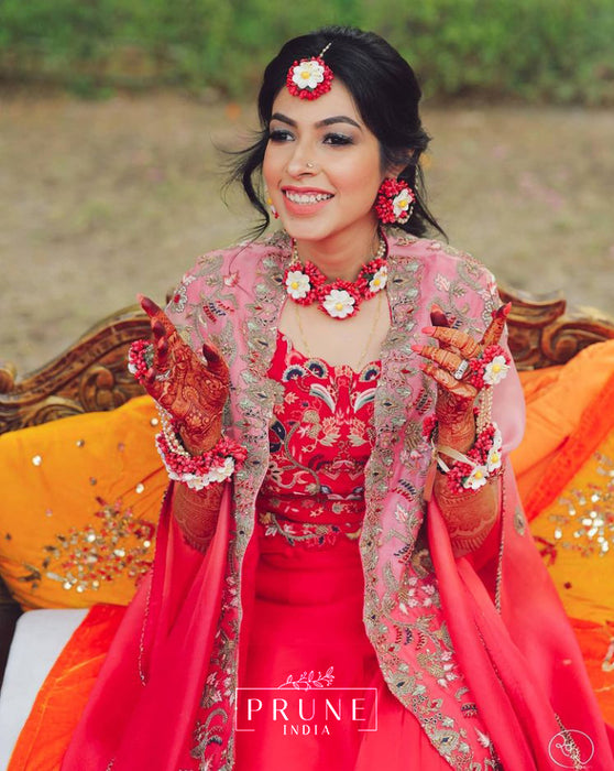 Maang Tikka, Earrings with Bead Kaanchain, Choker & Haath Phool