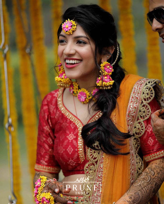Luxury Haldi Mehndi accessories - Maang Tikka, Jhumkie, Choker & Haath Phool