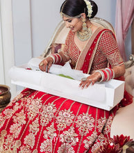 Load image into Gallery viewer, Bride in Silk Flower Gajra
