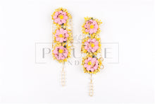 Load image into Gallery viewer, Three Flower Anklets in Bud Flower
