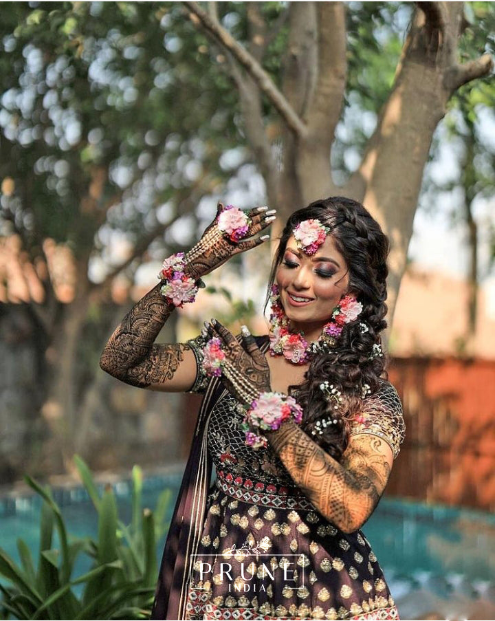 Set of Four - Maang Tikka, Jhumkie, Choker & Haath Phool