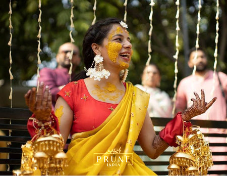 Bride in Basic Set - Maang Tikka, Passa Earring & Haath Phool