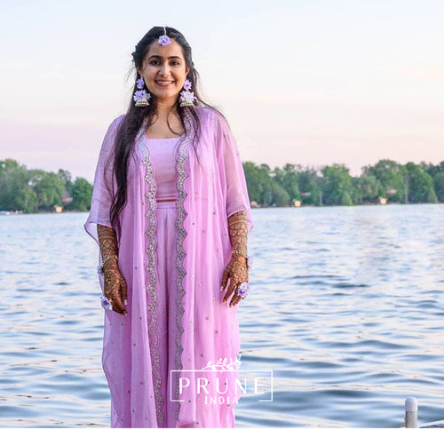 Bride in Basic Set - Maang Tikka , Jhumkie & Haath Phool