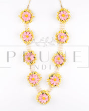 Load image into Gallery viewer, Rani Haar in Bud Flower
