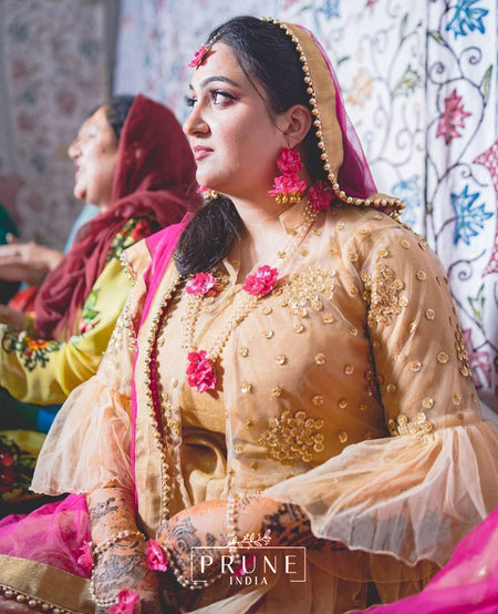 Bride in Set of Four - Maang Tikka , Jhumkie , Necklace & Haath Phool