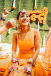 Bride in Basic Set - Maang Tikka, Jhumkie & Haath Phool