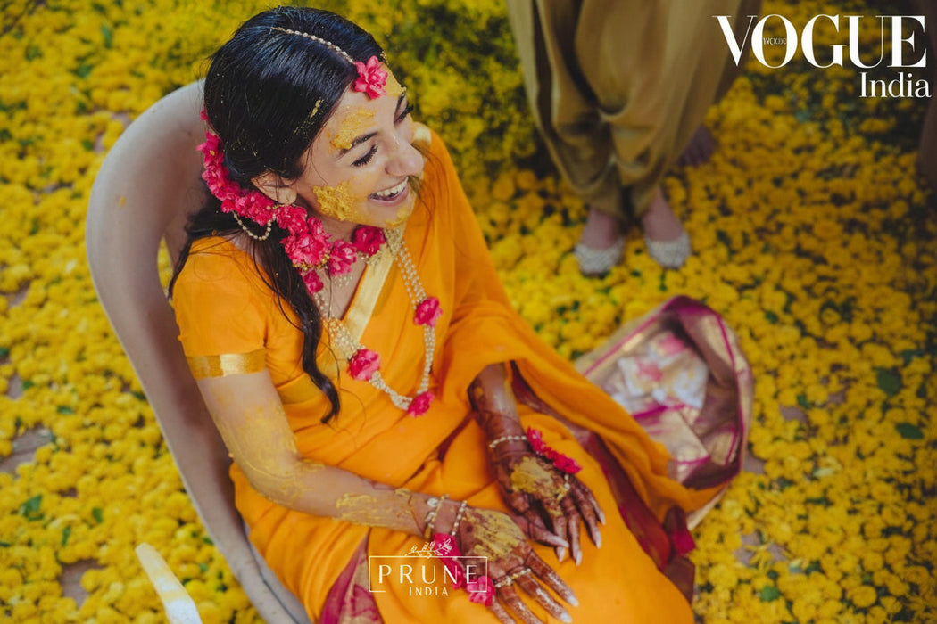 Bride in Set of Five - Maang Tikka , Jhumkas with Floral Kaanchain, Choker, Necklace & Haath Phool